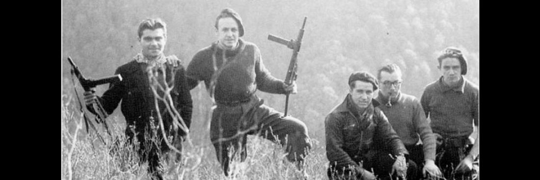 Photograph of armed resistance fighters from the Maquis of Neuvic, winter 1943-1944 Photograph of armed resistance fighters from the Maquis of Neuvic, winter 1943-1944